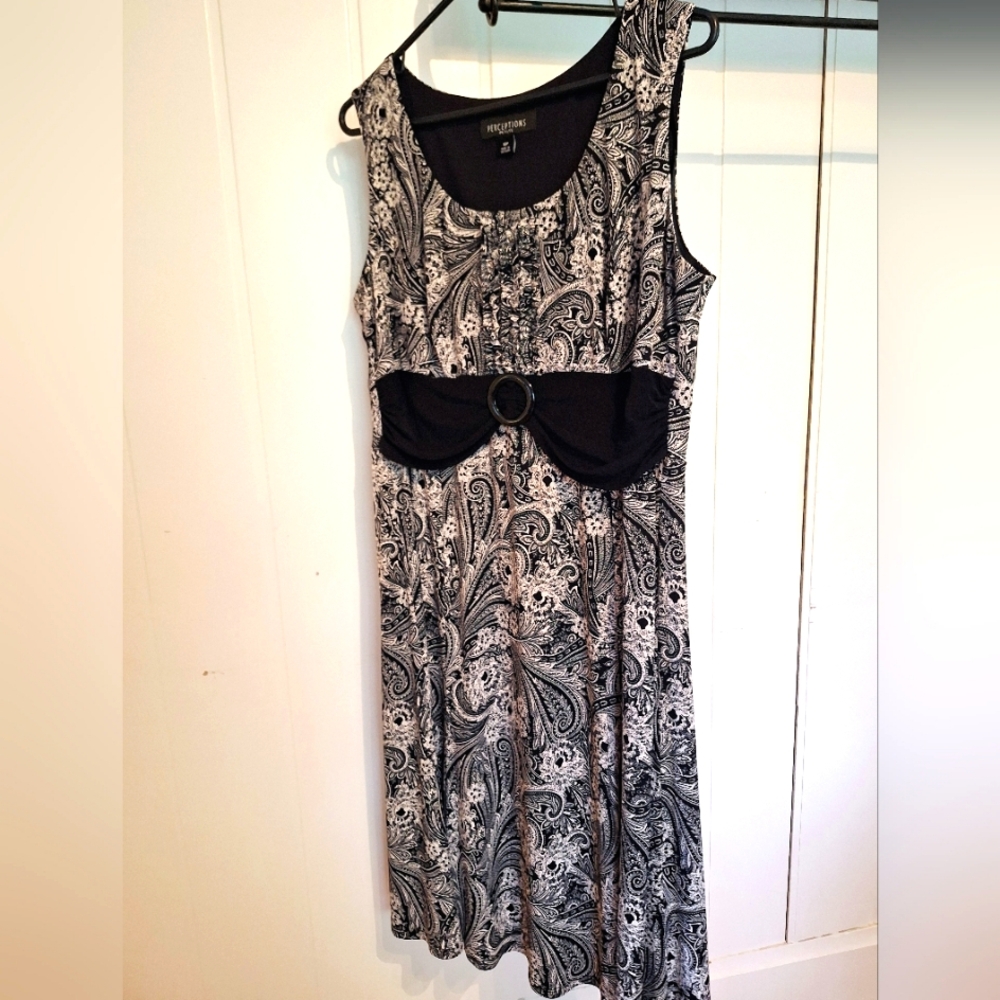 Perceptions Black and White Sheath Dress for Wedding Guest Size 16p